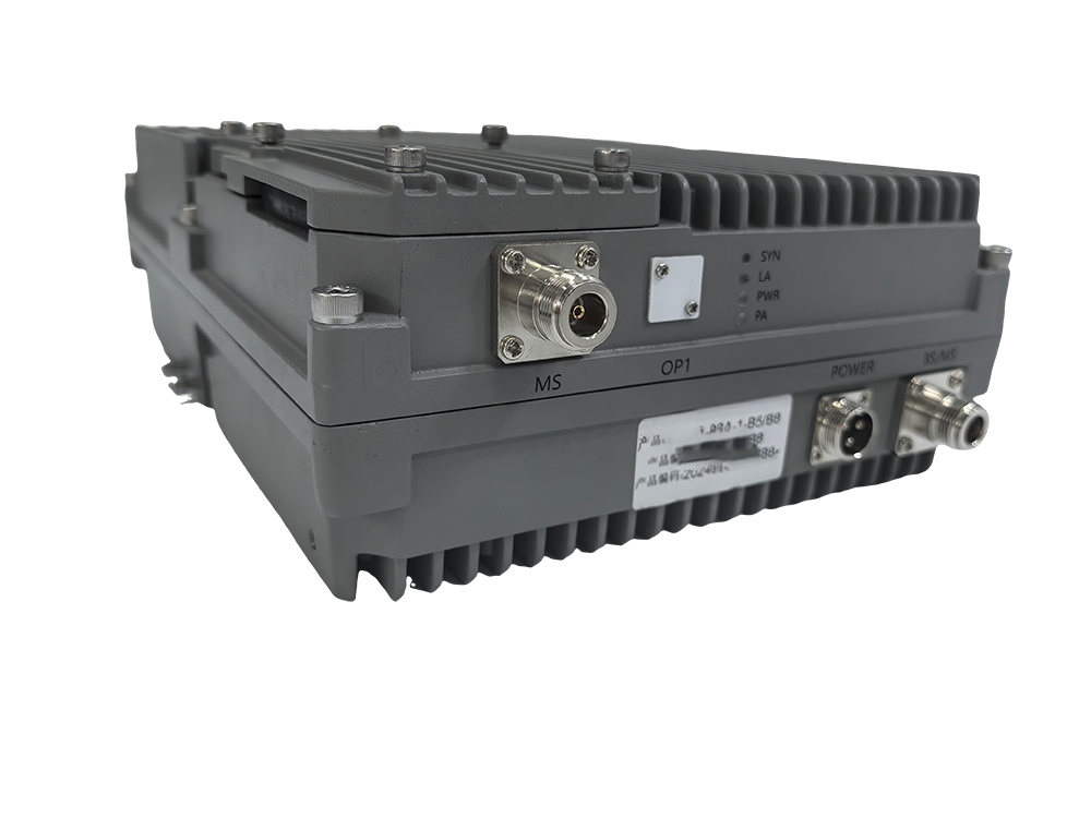  千阳三频手机信号接收器2000㎡